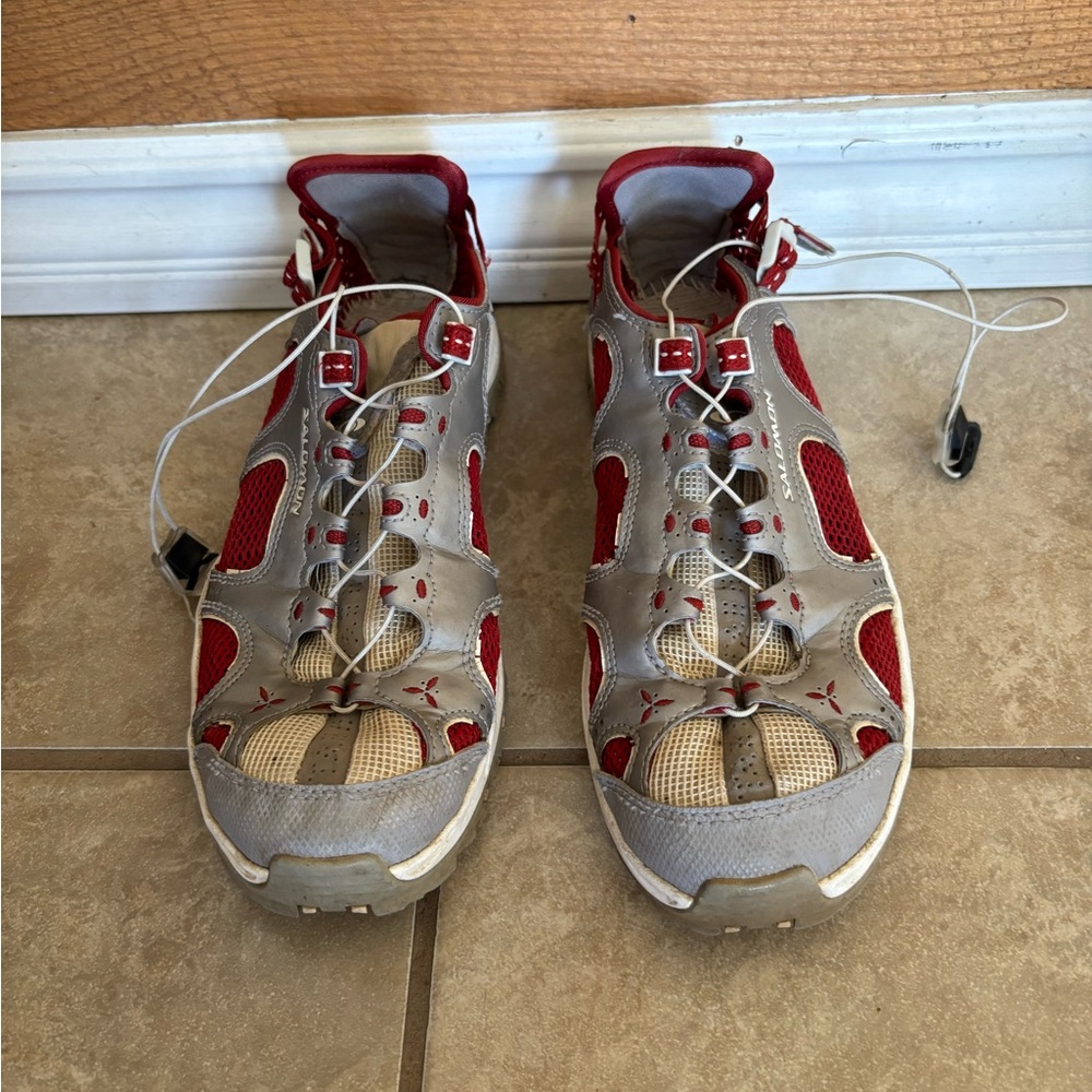 Salomon water hiking shoes